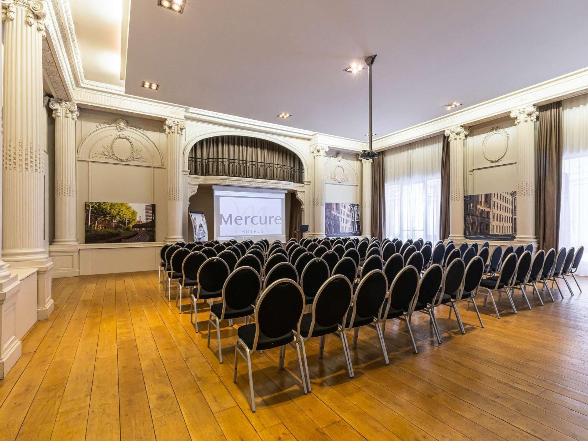 Mercure Lille Roubaix Grand Hotel Buitenkant foto