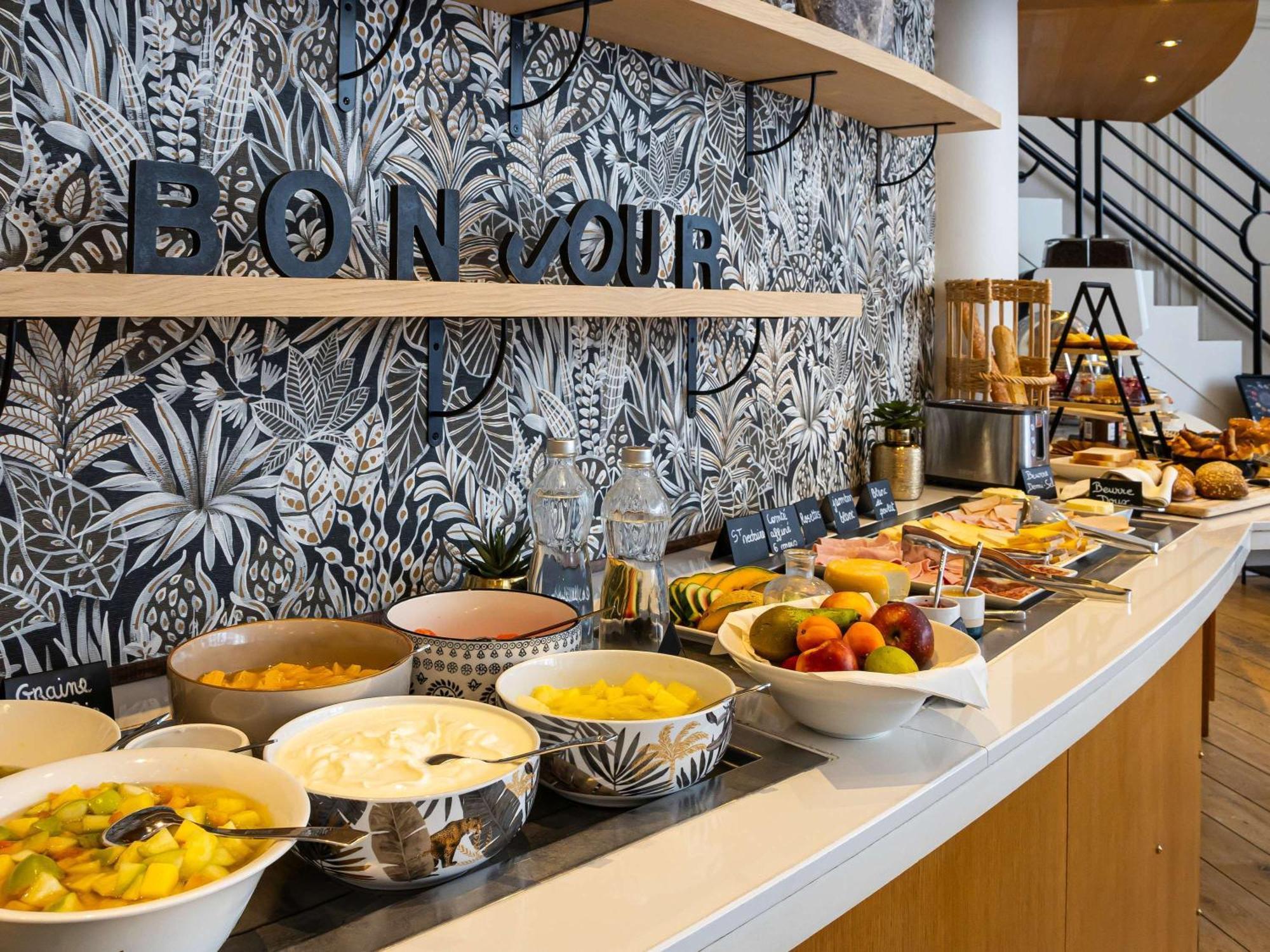 Mercure Lille Roubaix Grand Hotel Buitenkant foto